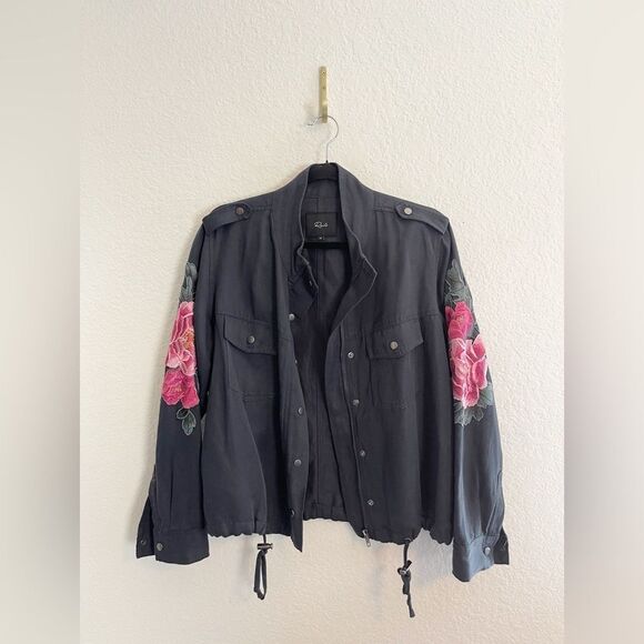 Rails Collins bomber jacket linen blend with floral patch embroidery. medium - Picture 3 of 10